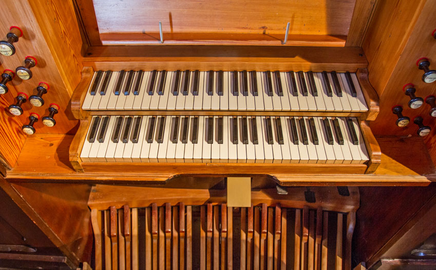 Pipe Organ Keyboards